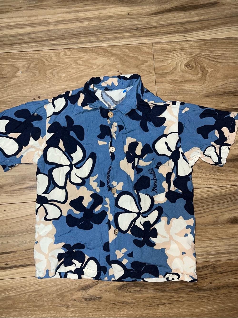 Manuhealii Blue Floral Short-Sleeve Button Shirt